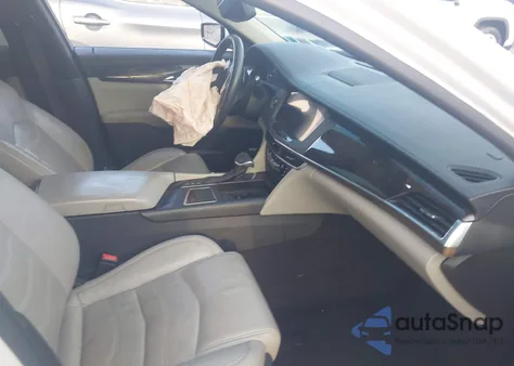 2017 Cadillac Ct6 Luxury z USA, uszkodzony, nr VIN 1G6KD5RS2HU135857